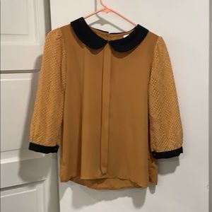 Yellow collar blouse
